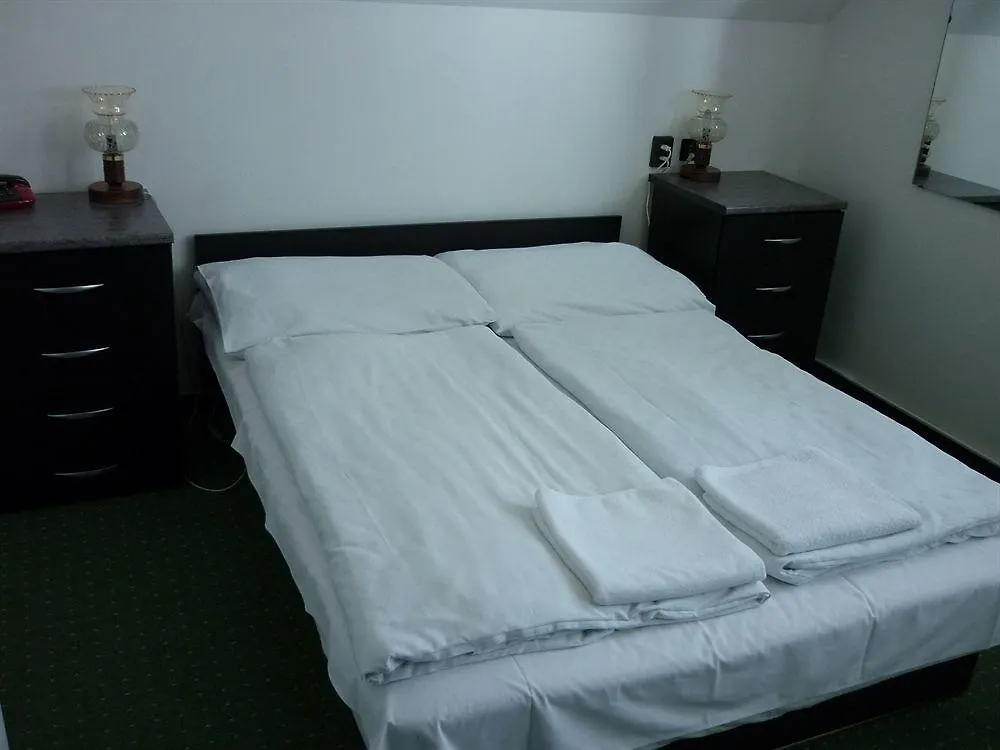 Budai Hotel Budapeste 3*,